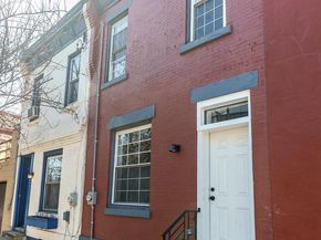 912 N 30TH Street, Philadelphia PA 19130