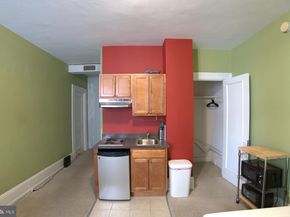 1324 Locust Street 817, Philadelphia PA 19107
