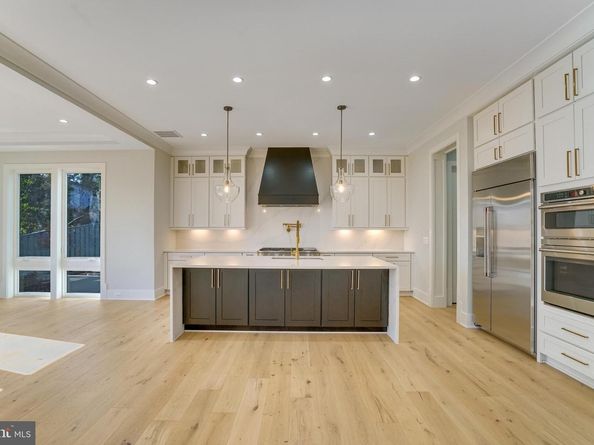 4003 Annandale Road, Annandale VA 22003