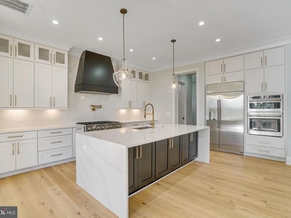 4003 Annandale Road, Annandale VA 22003