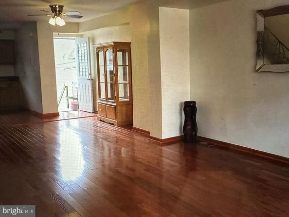 3015 S Colorado Street, Philadelphia PA 19145