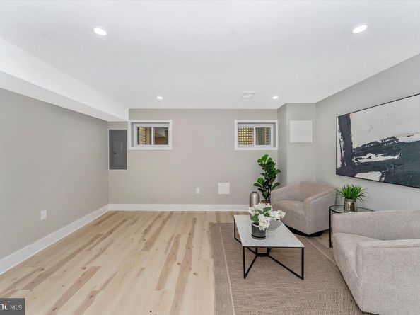 5621 3rd Street NW, Washington DC 20011