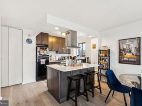 1420 Locust Street 17R, Philadelphia PA 19102