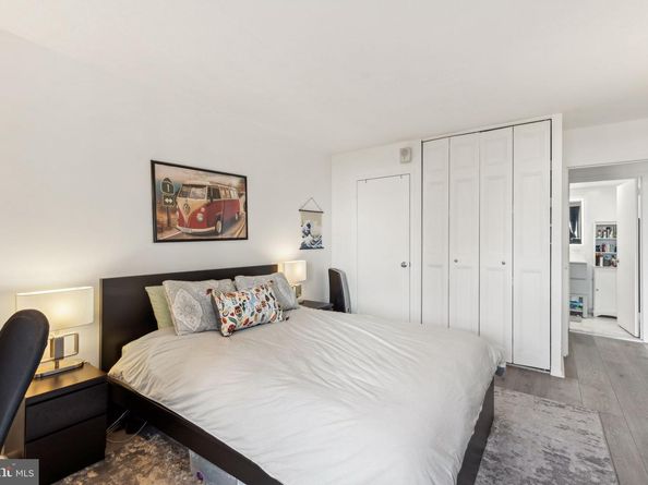 1420 Locust Street 17R, Philadelphia PA 19102