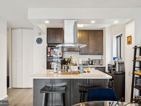1420 Locust Street 17R, Philadelphia PA 19102