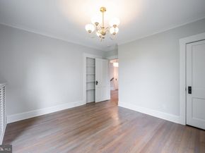 6 W Mount Ida Avenue, Alexandria VA 22305