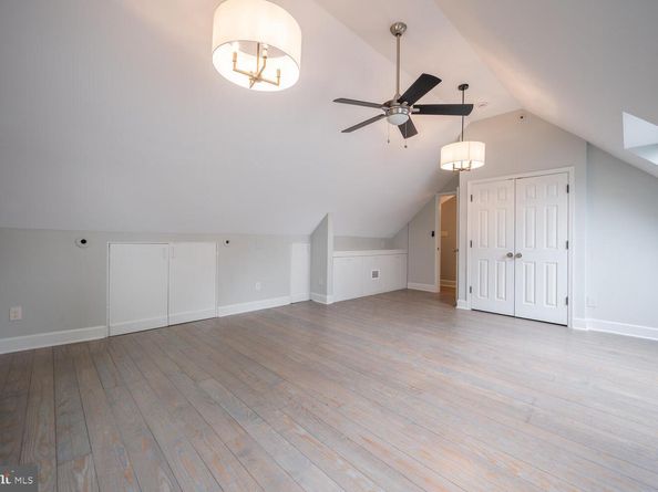 6 W Mount Ida Avenue, Alexandria VA 22305