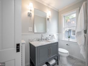 6 W Mount Ida Avenue, Alexandria VA 22305