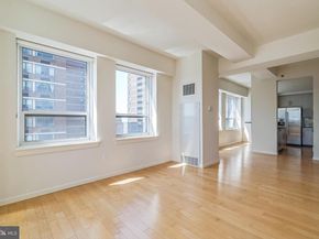 1425 Locust Street 24B, Philadelphia PA 19102