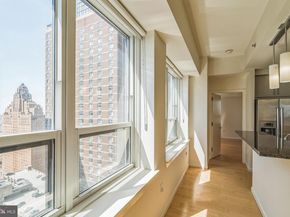 1425 Locust Street 24B, Philadelphia PA 19102