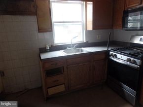 224 Tasker Street, Philadelphia PA 19148