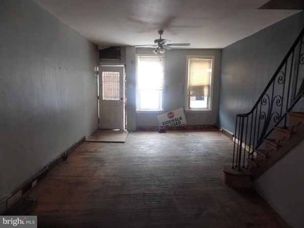 224 Tasker Street, Philadelphia PA 19148