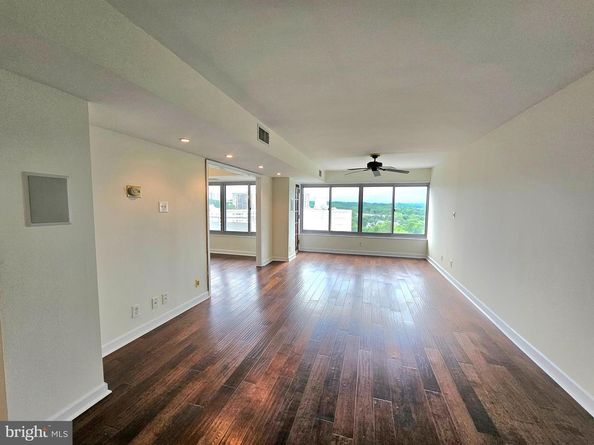 5340 Holmes Run Parkway 1410, Alexandria VA 22304