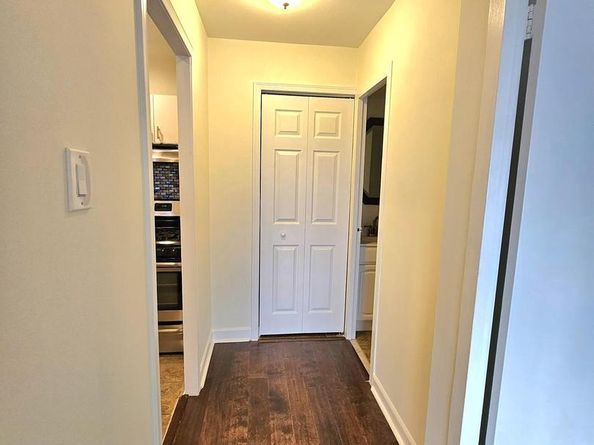 5340 Holmes Run Parkway 1410, Alexandria VA 22304