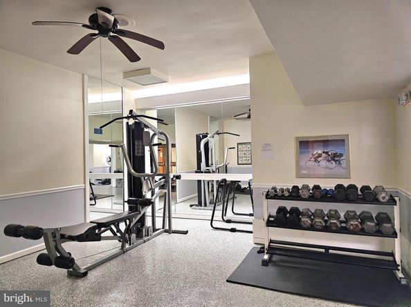 5340 Holmes Run Parkway 1410, Alexandria VA 22304
