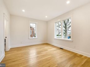 605 Hilltop Terrace, Alexandria VA 22301