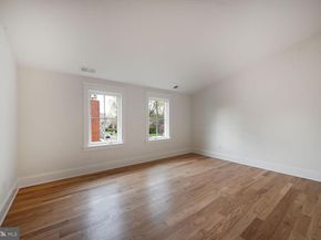 605 Hilltop Terrace, Alexandria VA 22301