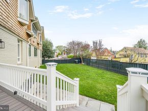 605 Hilltop Terrace, Alexandria VA 22301