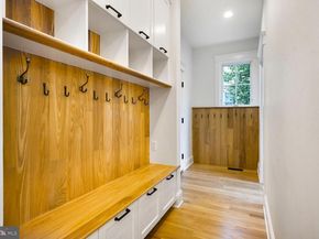 605 Hilltop Terrace, Alexandria VA 22301