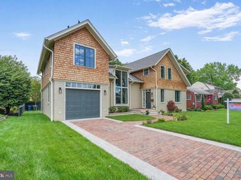 605 Hilltop Terrace