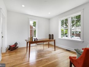 605 Hilltop Terrace, Alexandria VA 22301