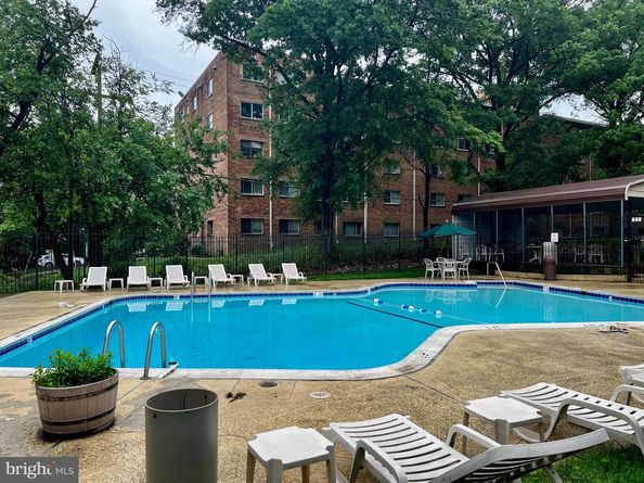 5041 7TH Road S 102, Arlington VA 22204