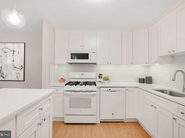 5041 7TH Road S 102, Arlington VA 22204