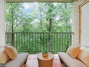 5041 7TH Road S 102, Arlington VA 22204