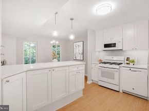 5041 7TH Road S 102, Arlington VA 22204