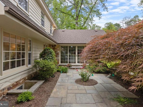 1409 Beaumont Drive, Gladwyne PA 19035