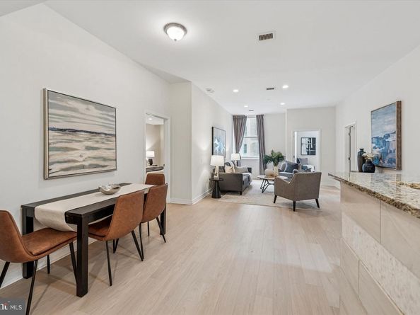 1600 Arch Street 1706, Philadelphia PA 19103