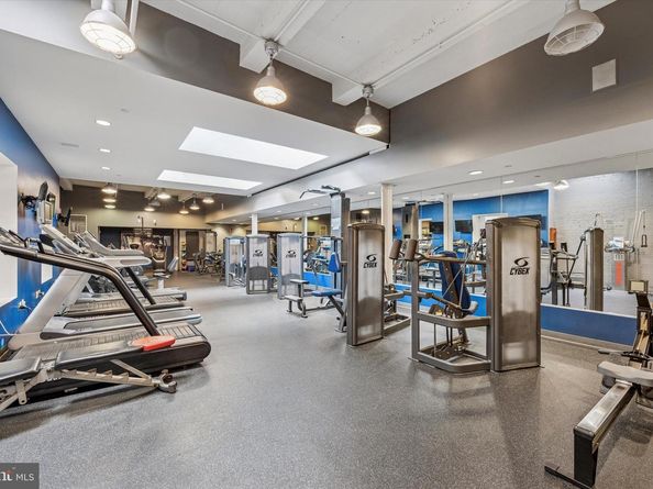 1600 Arch Street 1706, Philadelphia PA 19103
