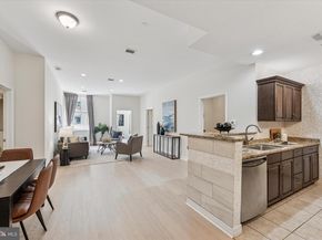 1600 Arch Street 1706, Philadelphia PA 19103