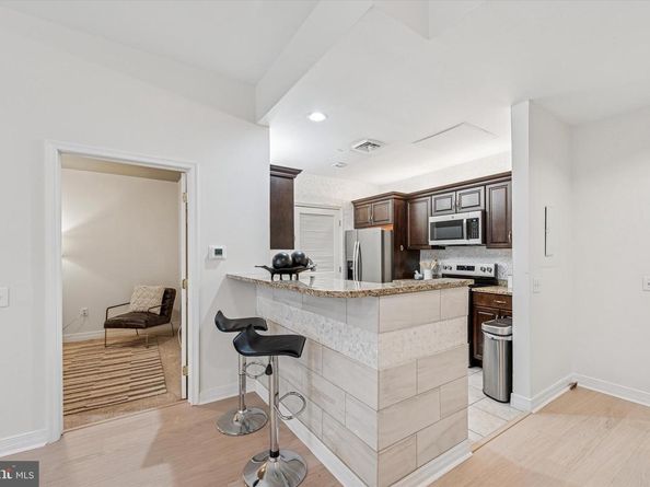 1600 Arch Street 1706, Philadelphia PA 19103