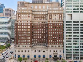 1600 Arch Street 1706, Philadelphia PA 19103