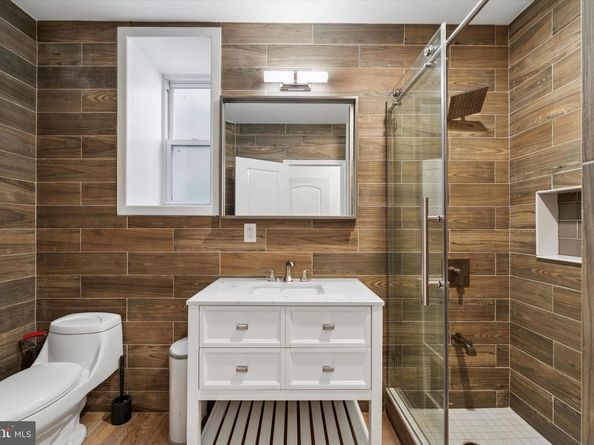 631 Mckean Street, Philadelphia PA 19148