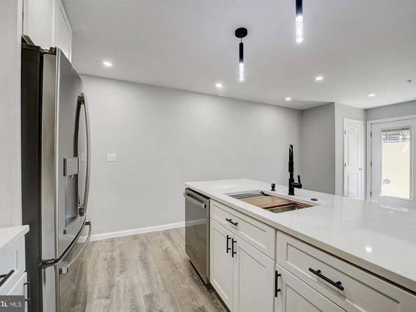 832 19TH Street NE A, Washington DC 20002