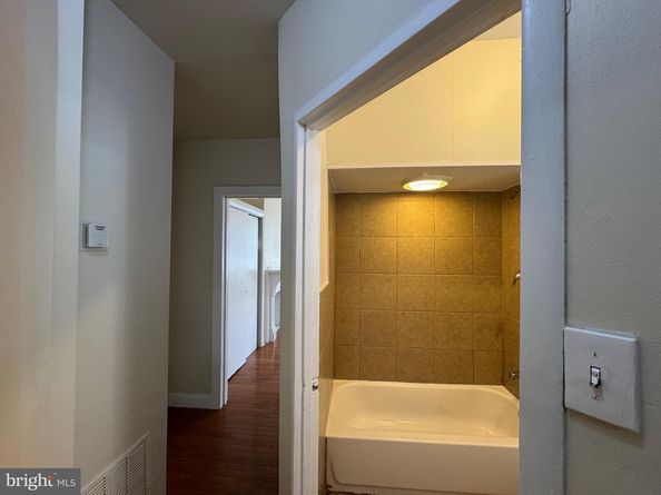 4122 Chester Avenue, Philadelphia PA 19104