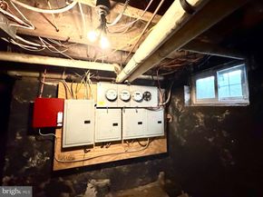4122 Chester Avenue, Philadelphia PA 19104