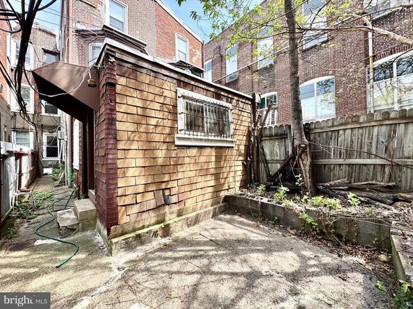 4122 Chester Avenue, Philadelphia PA 19104