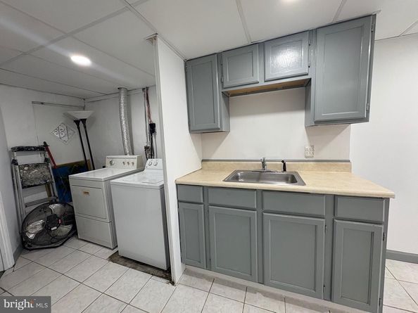 441 W Godfrey Avenue, Philadelphia PA 19120