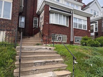 441 W Godfrey Avenue