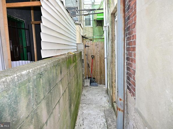 1736 Moore Street, Philadelphia PA 19145