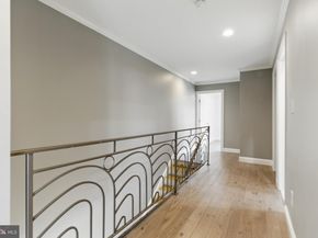 939 New Market Street, Philadelphia PA 19123