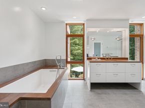 400 Chain Bridge, Mclean VA 22101