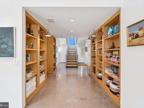 400 Chain Bridge, Mclean VA 22101