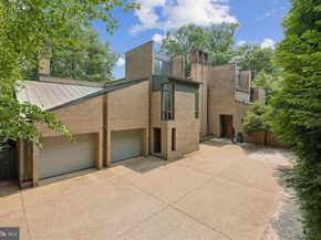 400 Chain Bridge, Mclean VA 22101