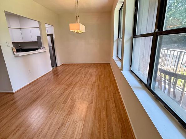 301 Byberry Road H10, Philadelphia PA 19116