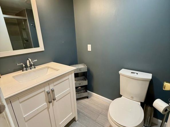 301 Byberry Road H10, Philadelphia PA 19116