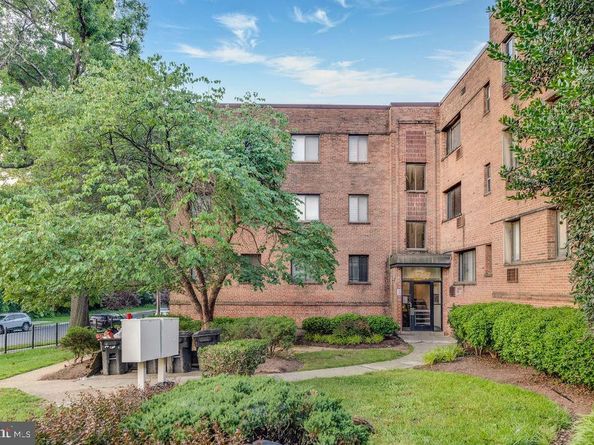 4717 1st Street SW 203, Washington DC 20032